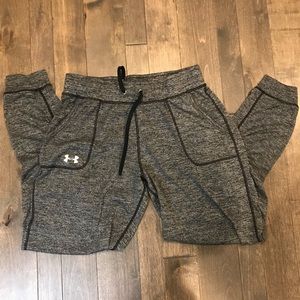 Under Aurmour grey joggers